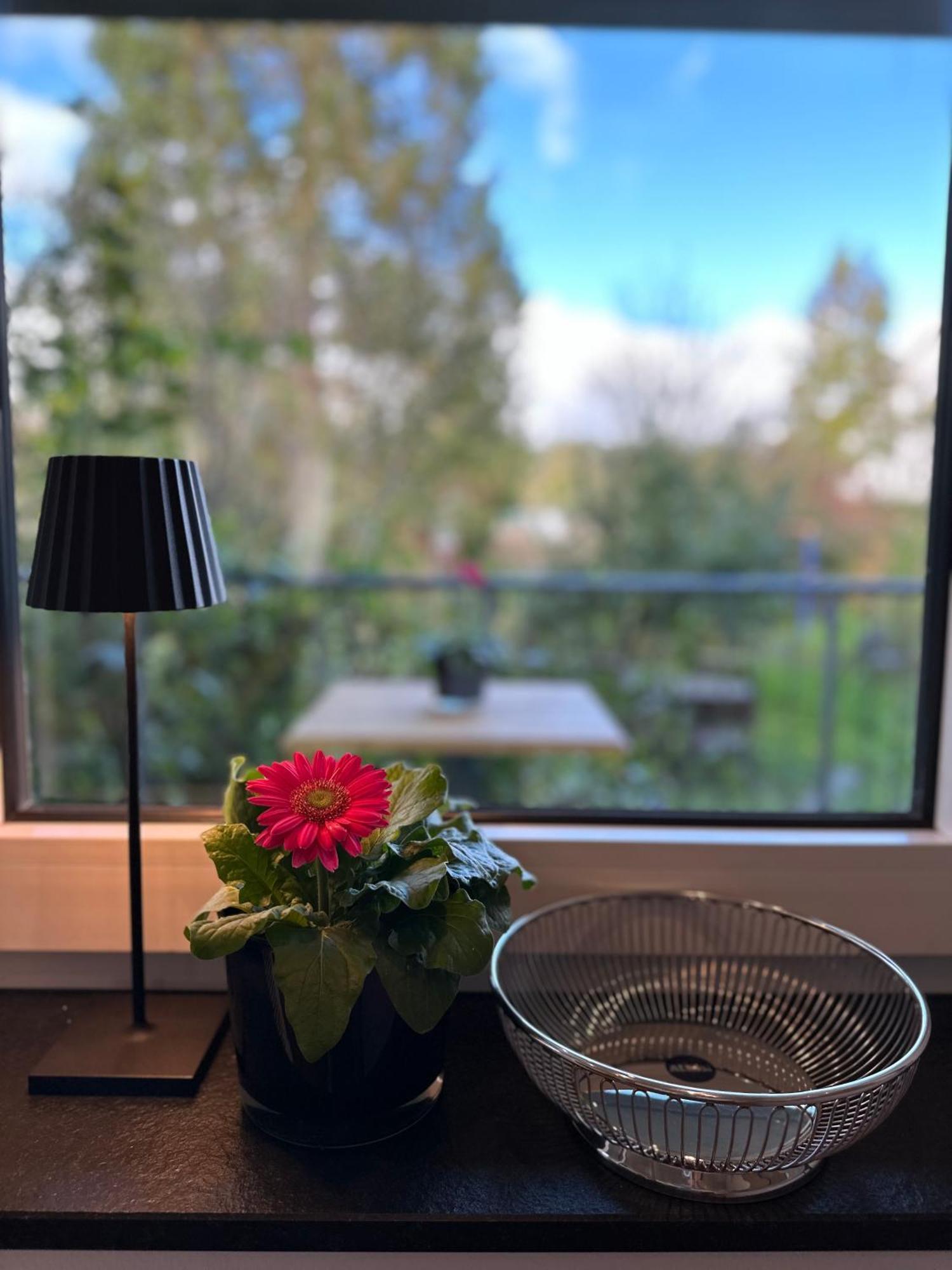 Apartment In Bad Wilhelmshoehe Mit Grossem Balkon Im Gruenen Und Kostenfreien Parkplaetzen Кассель Экстерьер фото